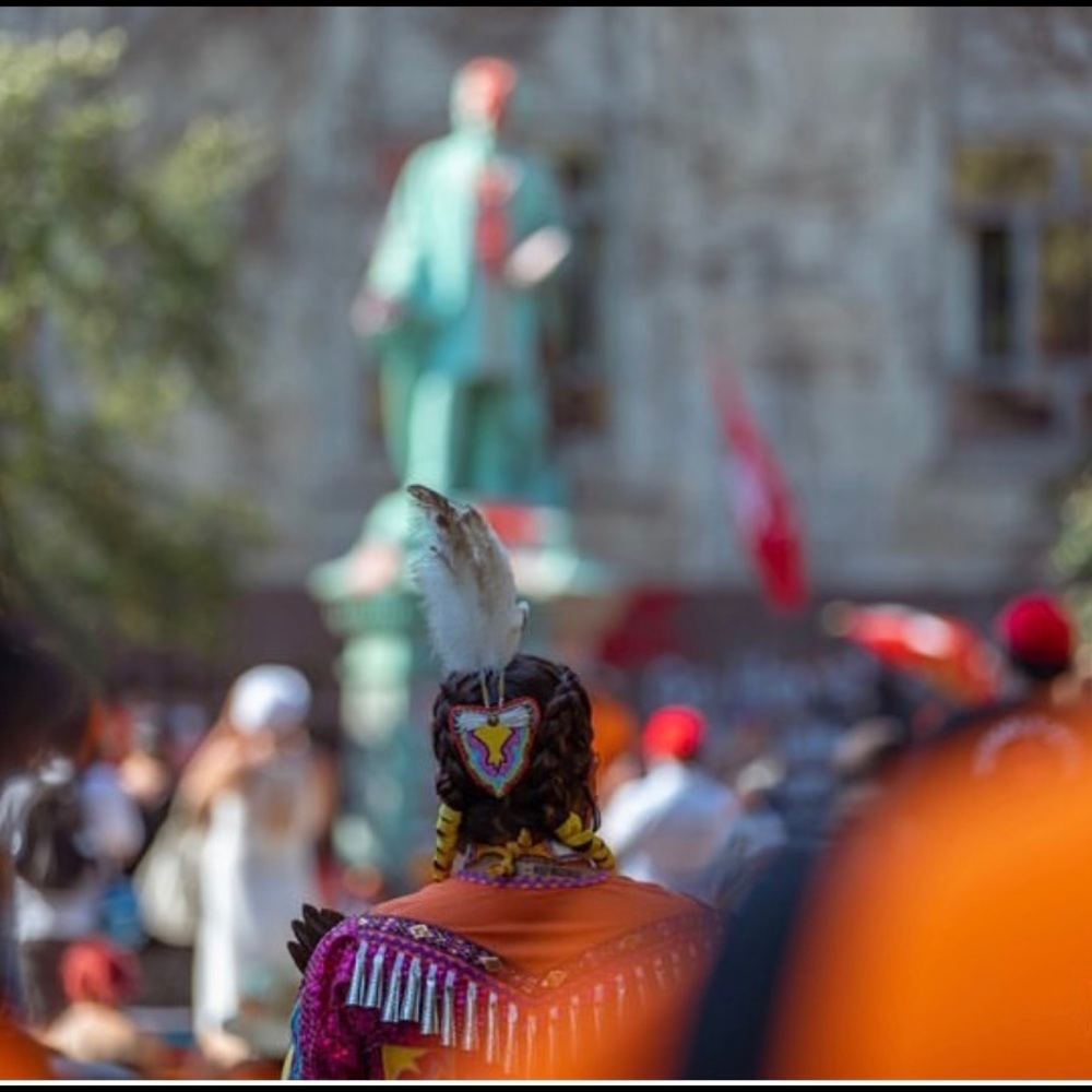 Meet your Posher, Wiingashk Kwe